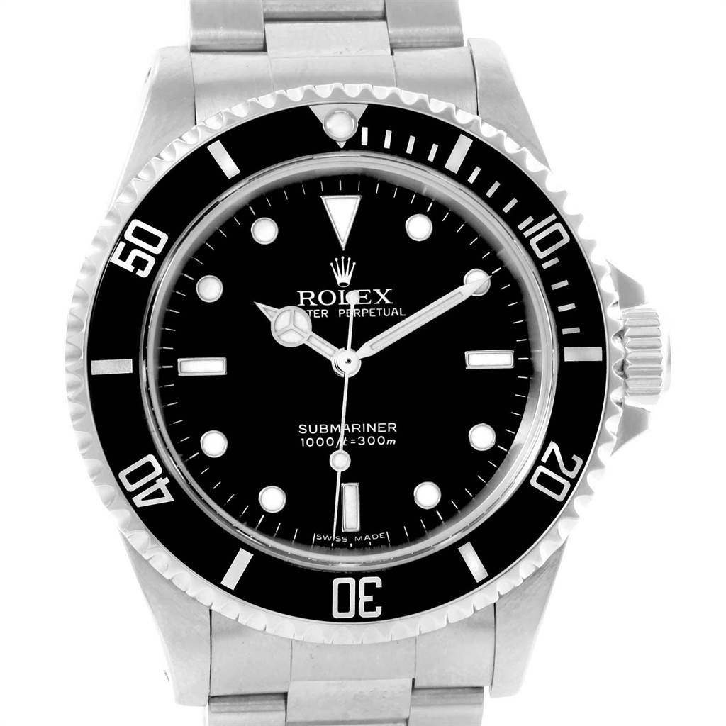 The image shows a front view of the Rolex Submariner 14060 Men's Stainless Steel Black Dial 14060 Men's Stainless Steel Black Dial watch, highlighting its dial, bezel, and bracelet.