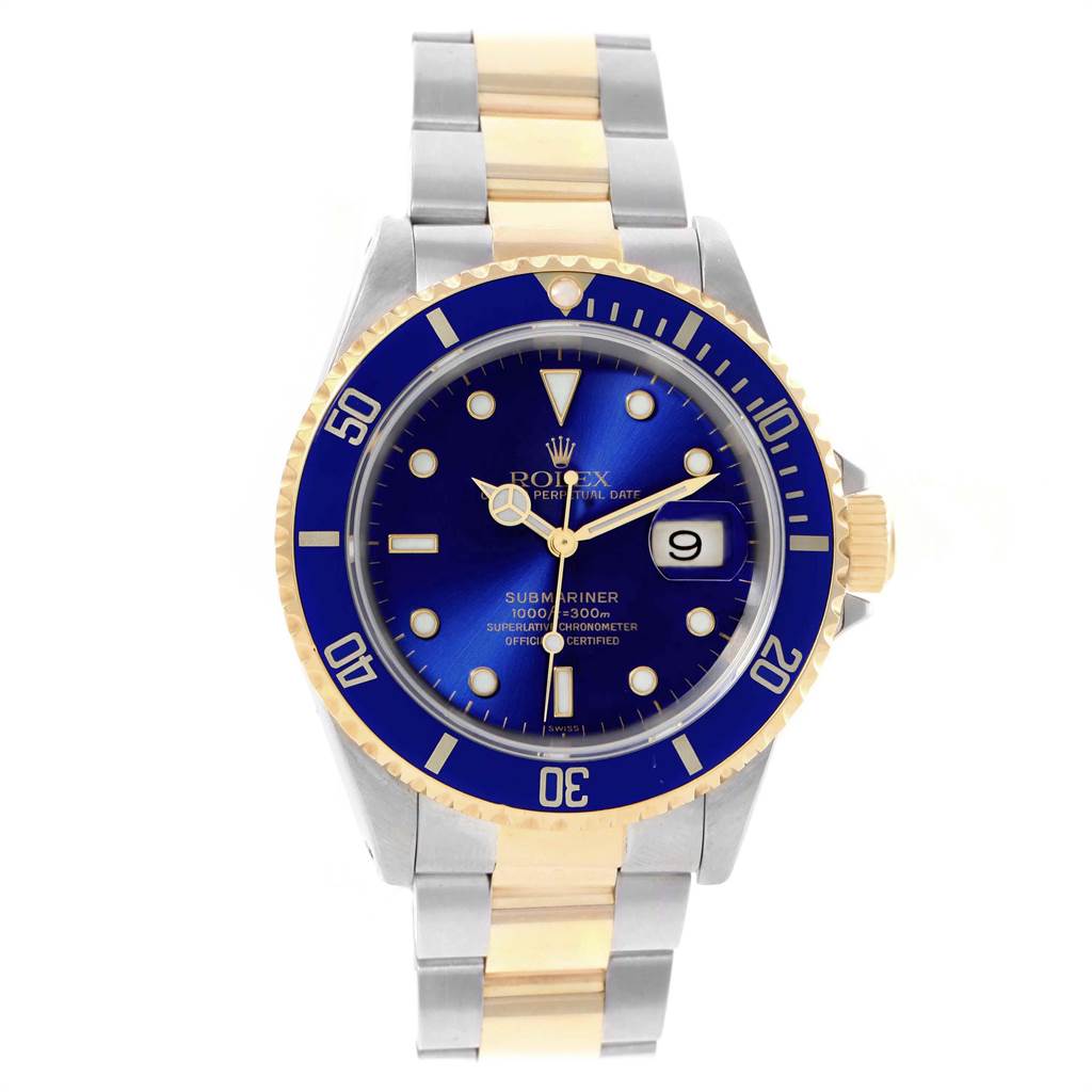 The image shows a front view of the Rolex Submariner 16613 Men's Steel and Gold (two tone) Blue Dial 16613 Men's Steel and Gold (two tone) Blue Dial watch featuring a blue dial, gold bezel, and a two-tone metal bracelet.