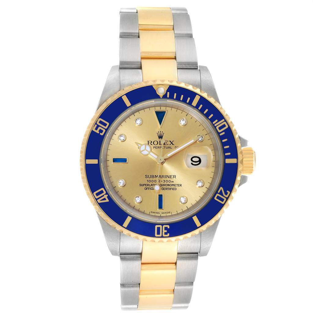 This image shows a front view of a Rolex Submariner 16613 Men
s Steel and Gold (two tone) Champagne Dial 16613 Men
s Steel and Gold (two tone) Champagne Dial, displaying its face, bezel, and bracelet.