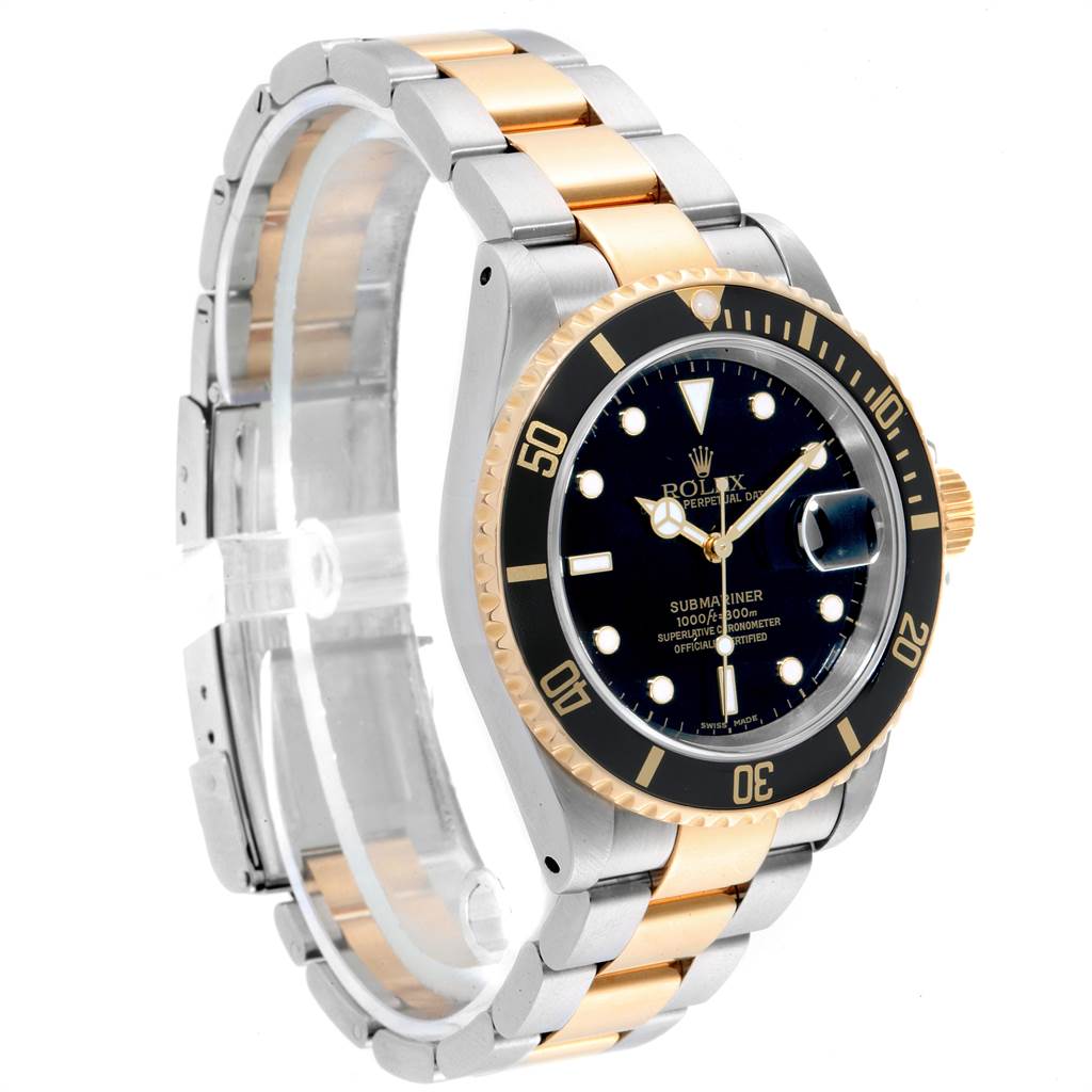 This image shows a side view angle of a Rolex Submariner 16613 Men
s Steel and Gold (two tone) Black Dial 16613 Men
s Steel and Gold (two tone) Black Dial watch, highlighting its black dial, bezel, and two-tone bracelet.