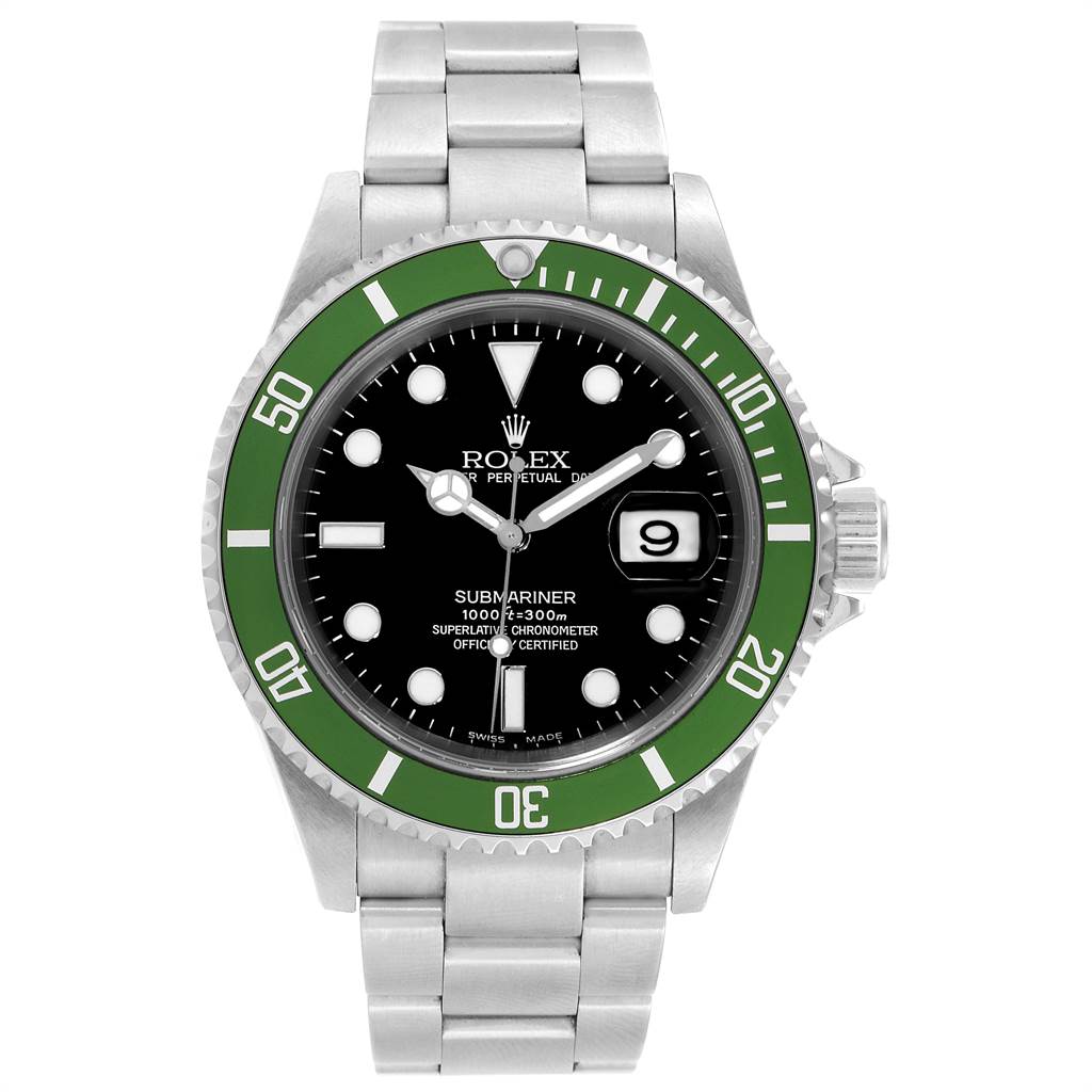 The image shows a front view of a Rolex Submariner 16610LV Men
s Stainless Steel Black Dial 16610LV Men
s Stainless Steel Black Dial watch featuring a green bezel and stainless steel bracelet.
