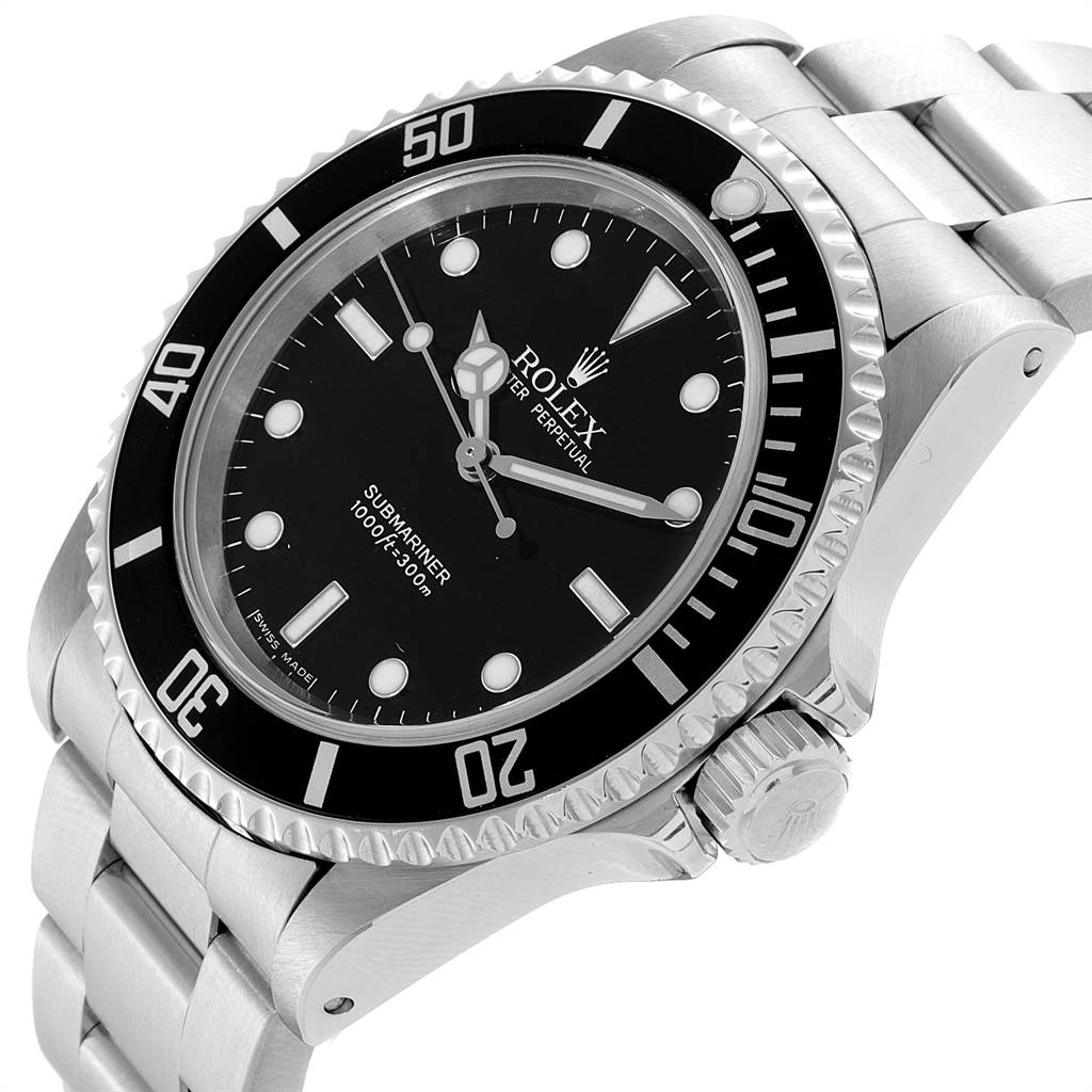 The angle shows the side and front view of the Rolex Submariner 14060 Men
s Stainless Steel Black Dial 14060 Men
s Stainless Steel Black Dial, highlighting the dial, bezel, crown, and bracelet.