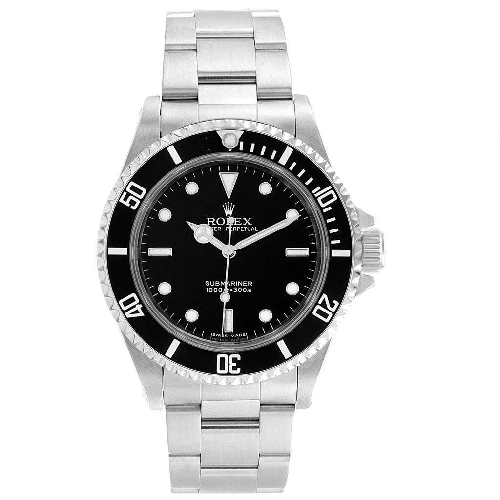 The image shows a front view of a Rolex Submariner 14060 Men
s Stainless Steel Black Dial 14060 Men
s Stainless Steel Black Dial watch, revealing its face, bezel, and metal bracelet.
