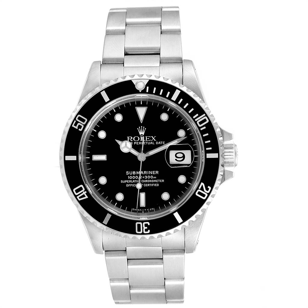This image shows a front view of a Rolex Submariner 16610 Men
s Stainless Steel Black Dial 16610 Men
s Stainless Steel Black Dial watch, highlighting the black dial, bezel, and metal bracelet.