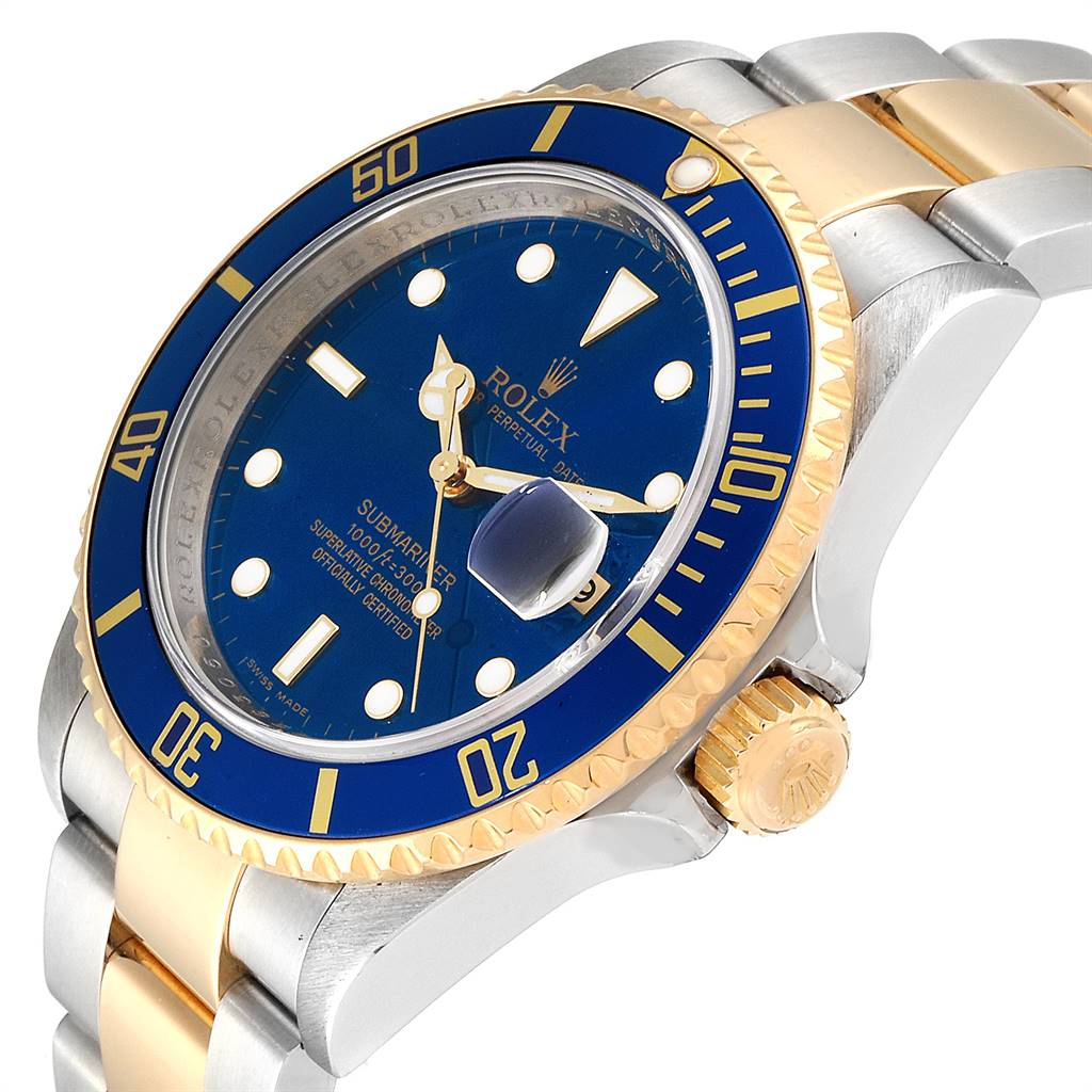 The image shows a Rolex Submariner 16613 Men
s Steel and Gold (two tone) Blue Dial 16613 Men
s Steel and Gold (two tone) Blue Dial watch from a side angle, displaying the bezel, crown, dial, and part of the bracelet.