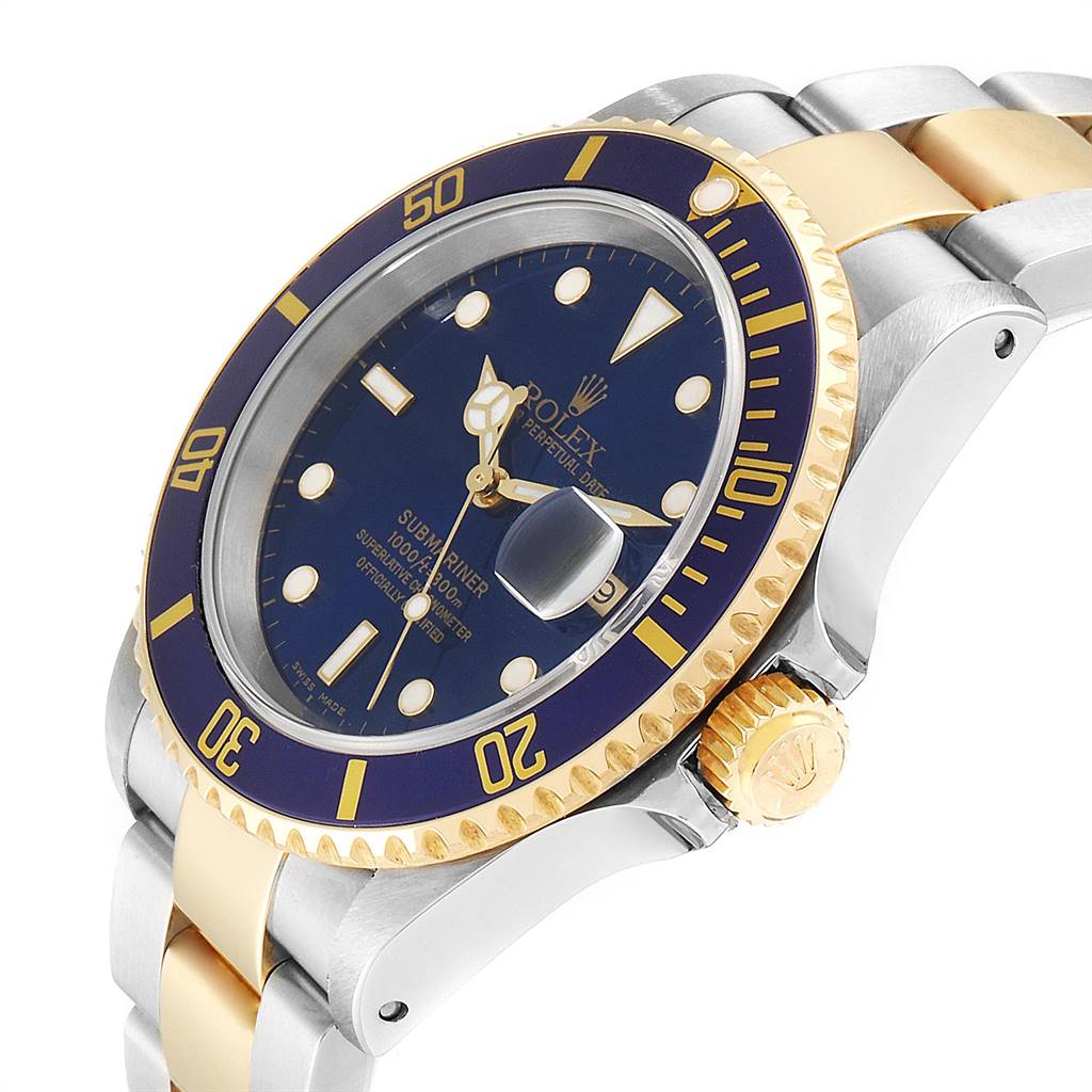 This image shows a side view of the Rolex Submariner 16613 Men
s Steel and Gold (two tone) Blue Dial 16613 Men
s Steel and Gold (two tone) Blue Dial watch, highlighting its bezel, crown, and part of the bracelet.