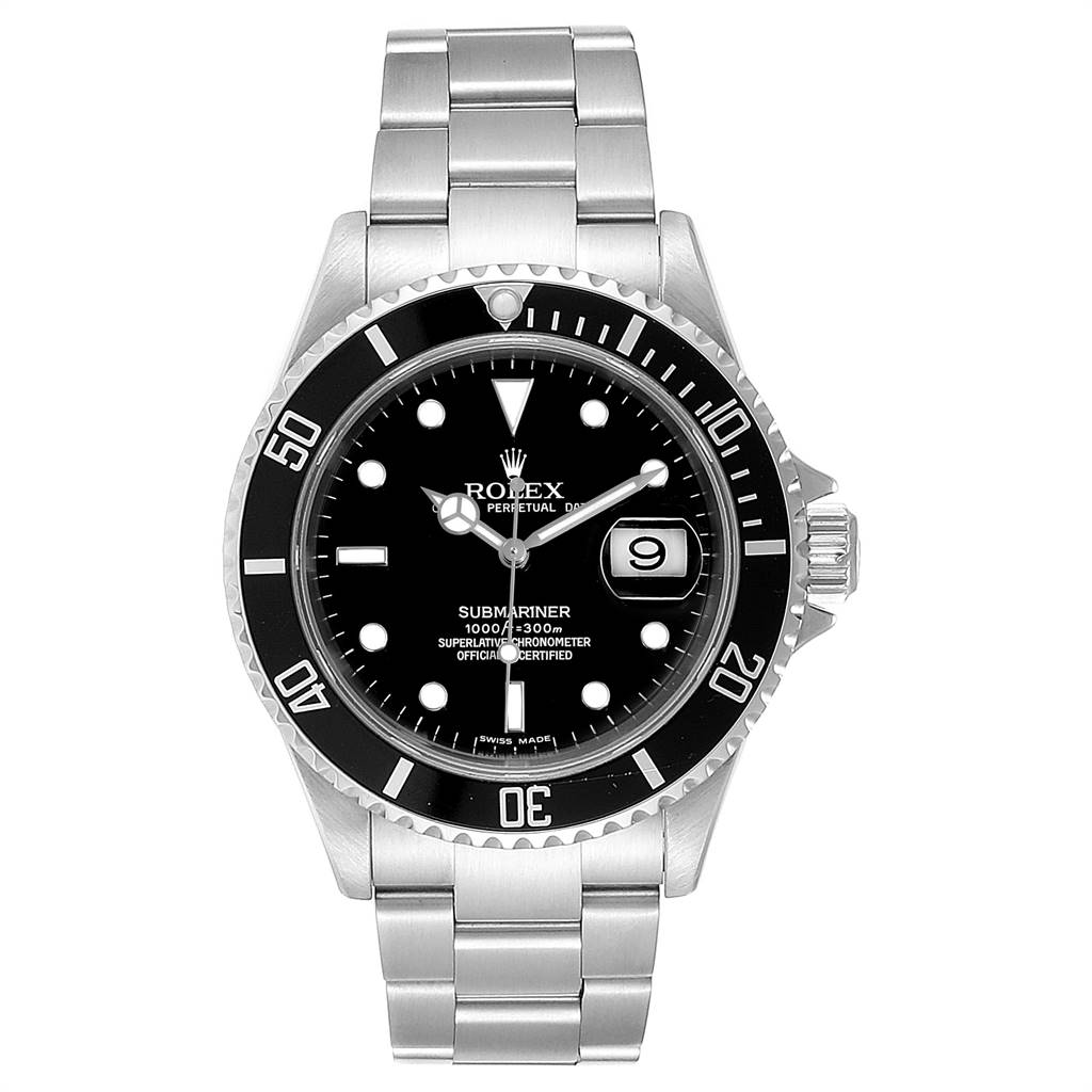 This image shows a front view of a Rolex Submariner 16610 Men
s Stainless Steel Black Dial 16610 Men
s Stainless Steel Black Dial watch, displaying its dial, bezel, bracelet, and crown.