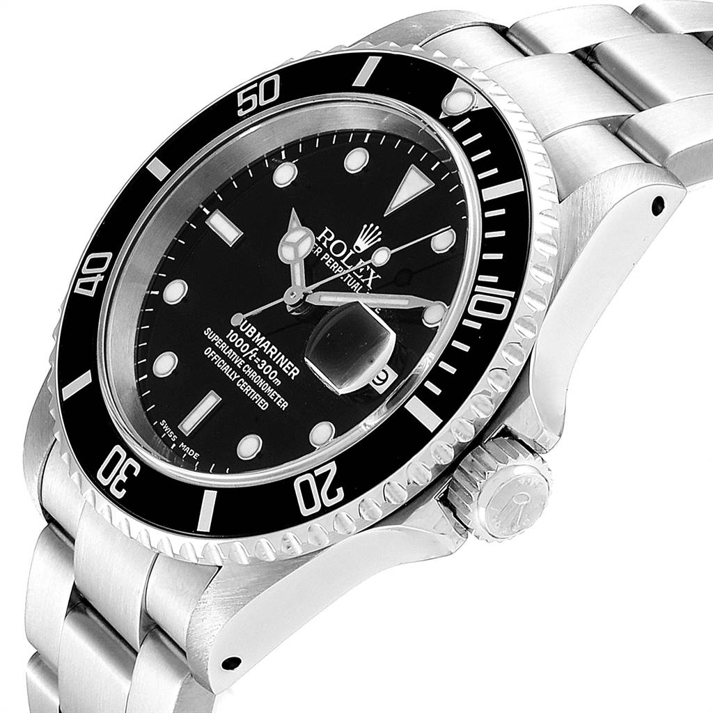 This image shows a close-up angle of a Rolex Submariner 16610 Men
s Stainless Steel Black Dial 16610 Men
s Stainless Steel Black Dial watch displaying the dial, bezel, crown, and part of the bracelet.