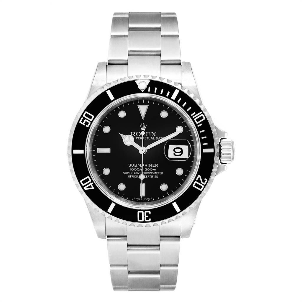 This image shows a front view of the Rolex Submariner 16610 Men
s Stainless Steel Black Dial 16610 Men
s Stainless Steel Black Dial watch, highlighting the dial, bezel, and metal bracelet.