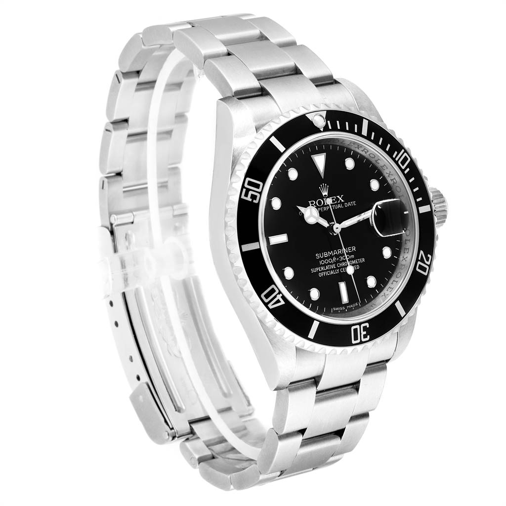 The image shows a side angle of a Rolex Submariner 16610 Men
s Stainless Steel Black Dial 16610 Men
s Stainless Steel Black Dial watch displaying the face, bezel, and bracelet.