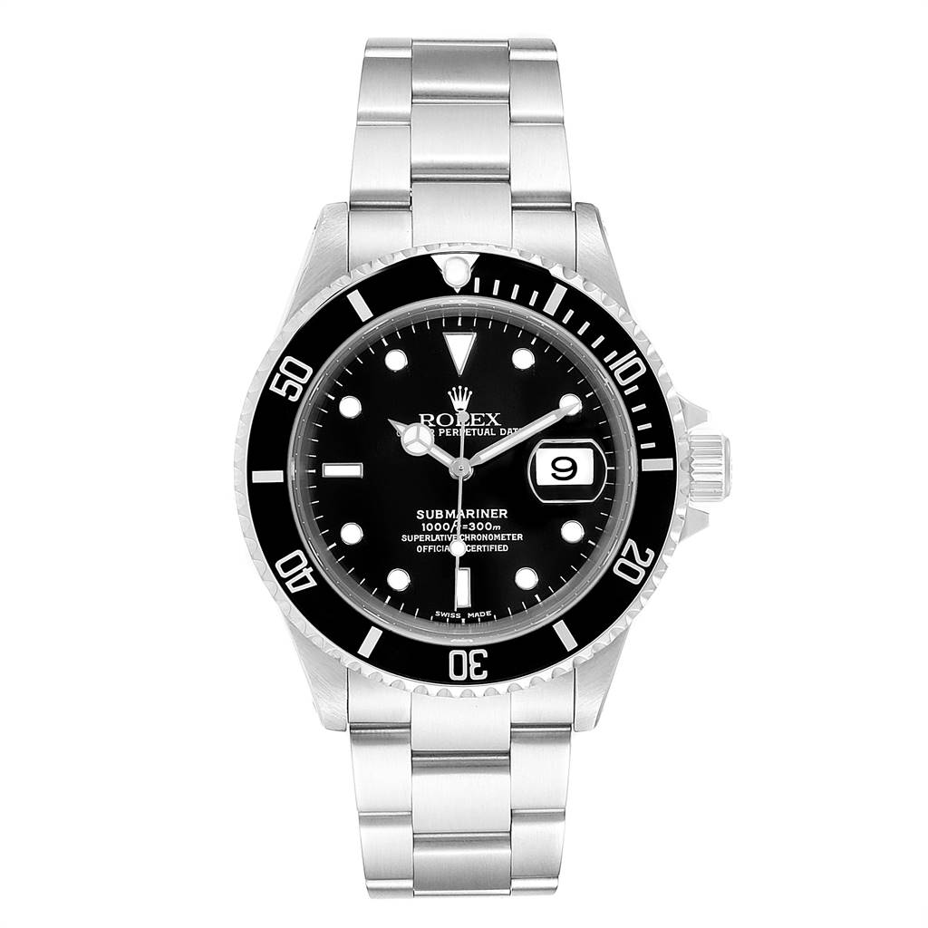 This image shows a full front view of the Rolex Submariner 16610 Men
s Stainless Steel Black Dial 16610 Men
s Stainless Steel Black Dial watch, showcasing its black dial, bezel, and metal bracelet.