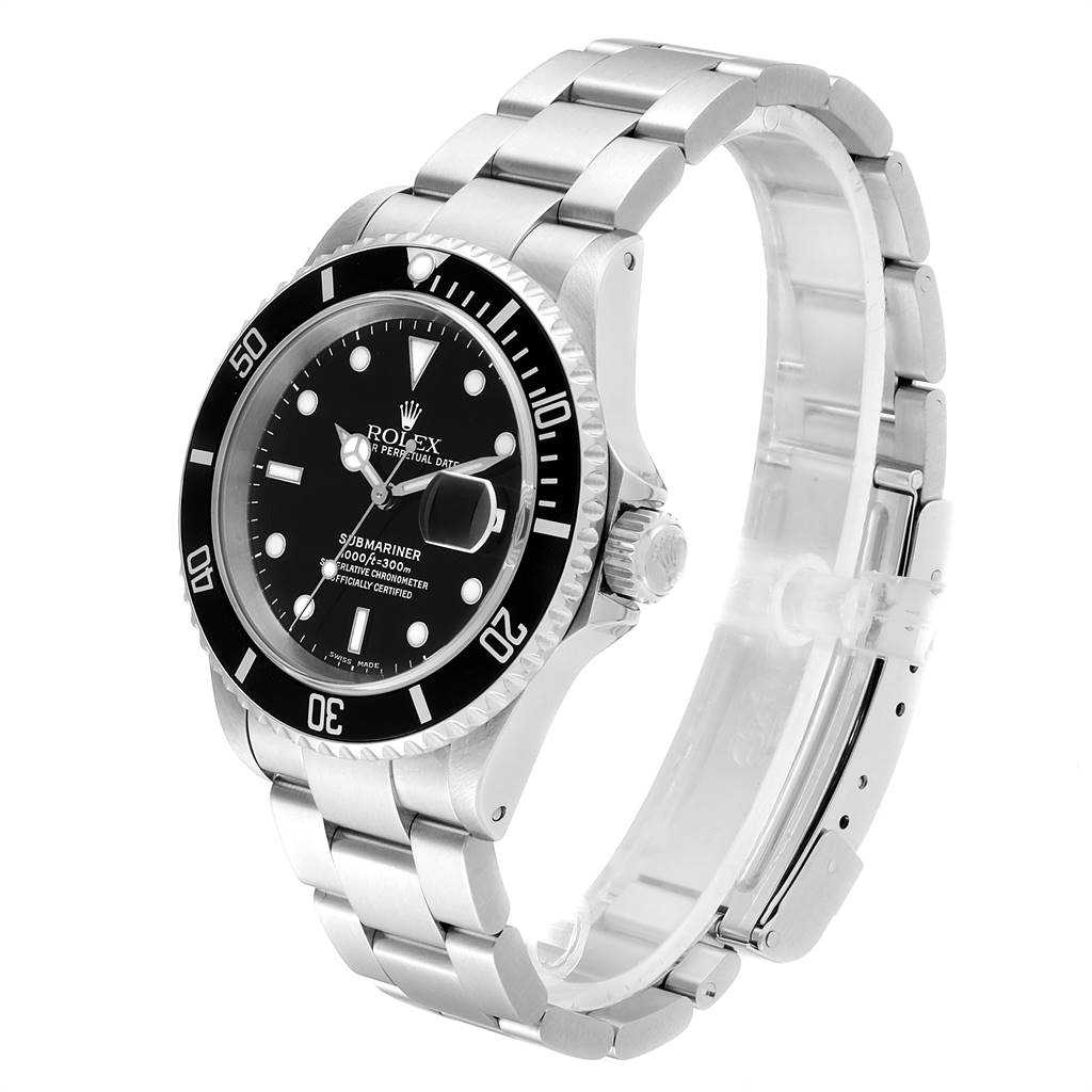 This image shows a Rolex Submariner 16610 Men
s Stainless Steel Black Dial 16610 Men
s Stainless Steel Black Dial watch from a side angle, highlighting its black dial, bezel, and stainless steel bracelet.