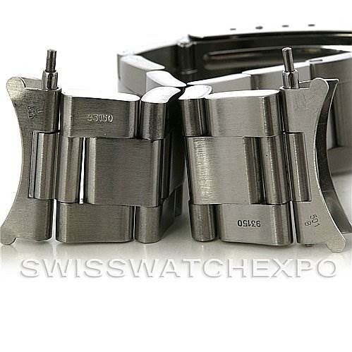 The image shows a close-up of the metal bracelet links and endpieces for a Rolex Submariner 14060M Men
s Stainless Steel Black Dial 14060M Men
s Stainless Steel Black Dial watch, displayed in a disconnected state.