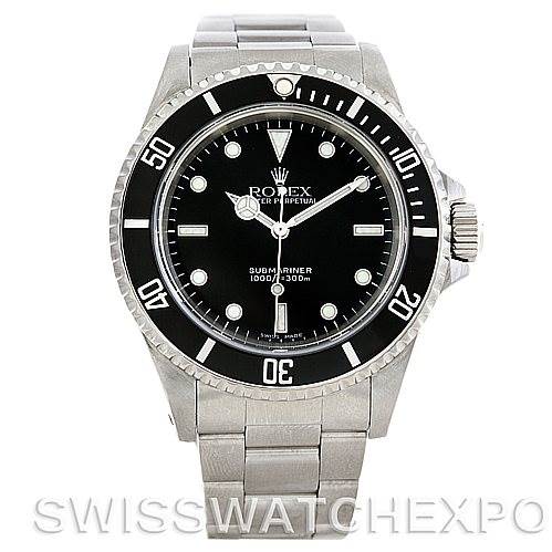 This image shows the front view of a Rolex Submariner 14060 Men
s Stainless Steel Black Dial 14060 Men
s Stainless Steel Black Dial watch, displaying its face, bezel, and bracelet.