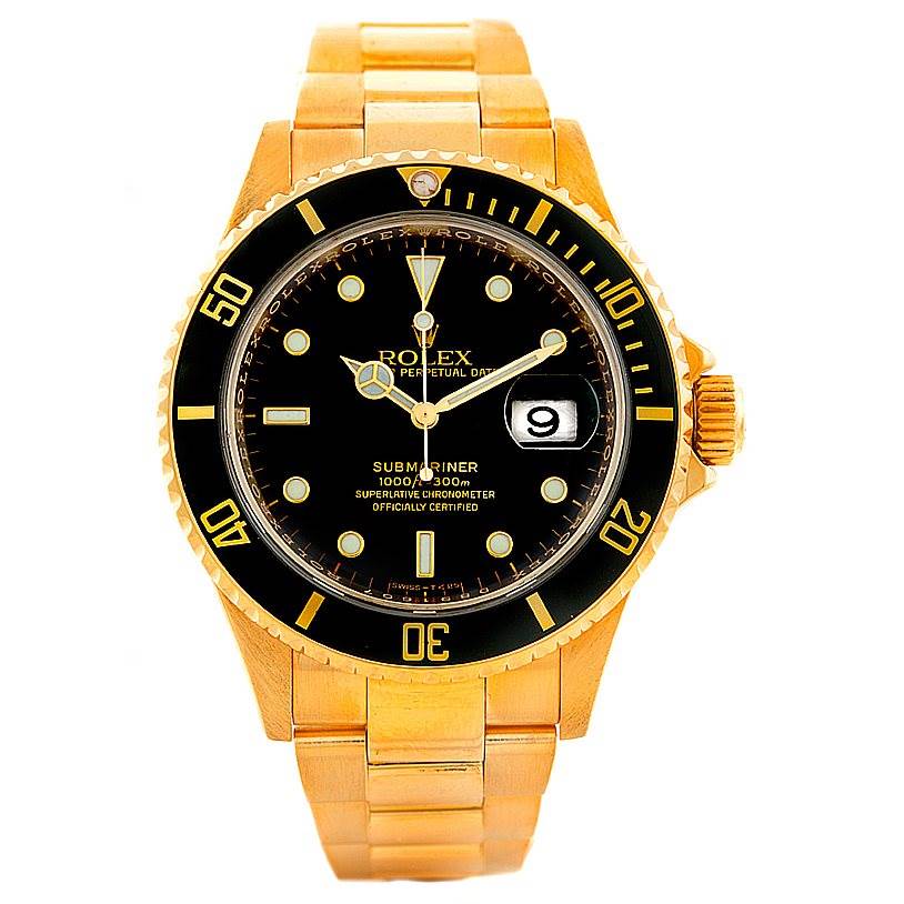 This image shows a frontal view of a Rolex Submariner 16618 Men
s Yellow Gold Black Dial 16618 Men
s Yellow Gold Black Dial watch, highlighting the dial, bezel, and bracelet.
