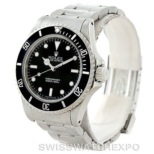 This image shows a side-angle view of a Rolex Submariner 14060 Men
s Stainless Steel Black Dial 14060 Men
s Stainless Steel Black Dial watch, highlighting its face, bezel, and bracelet.
