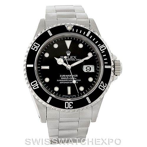 This image shows a front view of the Rolex Submariner 16610 Men
s Stainless Steel Black Dial 16610 Men
s Stainless Steel Black Dial watch, highlighting the black dial, bezel, and metal bracelet.