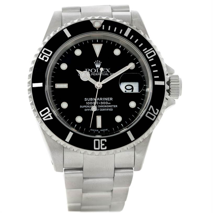 This image shows a front view of a Rolex Submariner 16610 Men
s Stainless Steel Black Dial 16610 Men
s Stainless Steel Black Dial watch, highlighting its dial, bezel, crown, and bracelet.