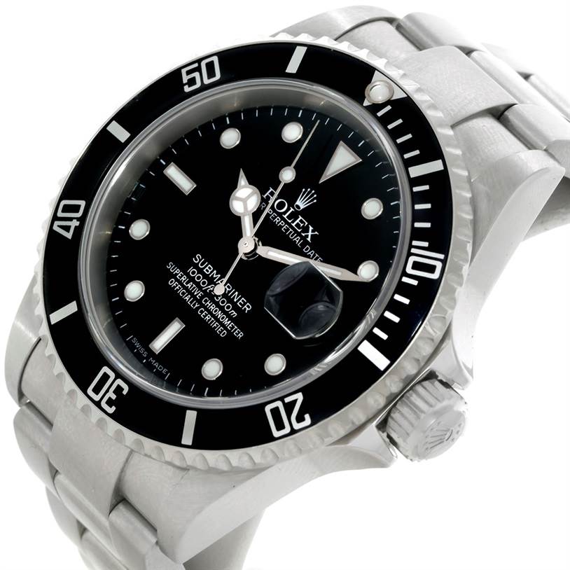 This image shows a top-side angle of the Rolex Submariner 16610 Men
s Stainless Steel Black Dial 16610 Men
s Stainless Steel Black Dial watch, featuring its dial, bezel, crown, and bracelet.