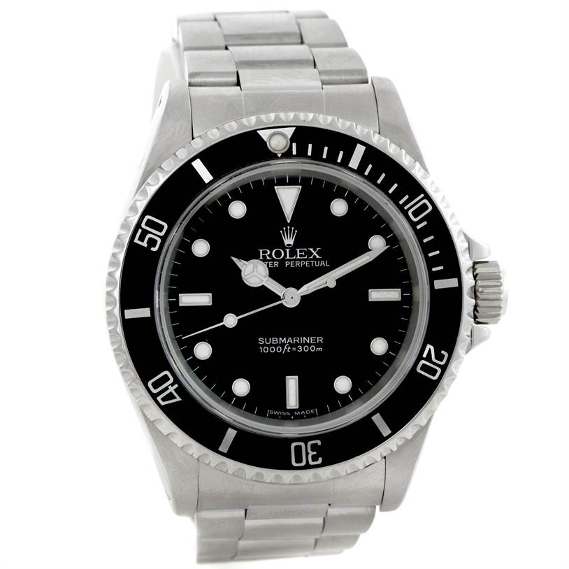 The image shows a front view of a Rolex Submariner 14060M Men
s Stainless Steel Black Dial 14060M Men
s Stainless Steel Black Dial watch, highlighting its dial, bezel, and bracelet.