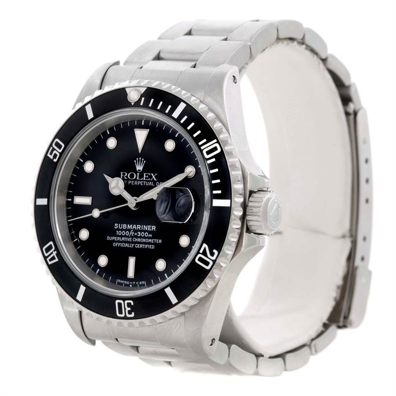 This image shows the face, bezel, and crown of a Rolex Submariner 16610 Men
s Stainless Steel Black Dial 16610 Men
s Stainless Steel Black Dial watch from a slight side angle.