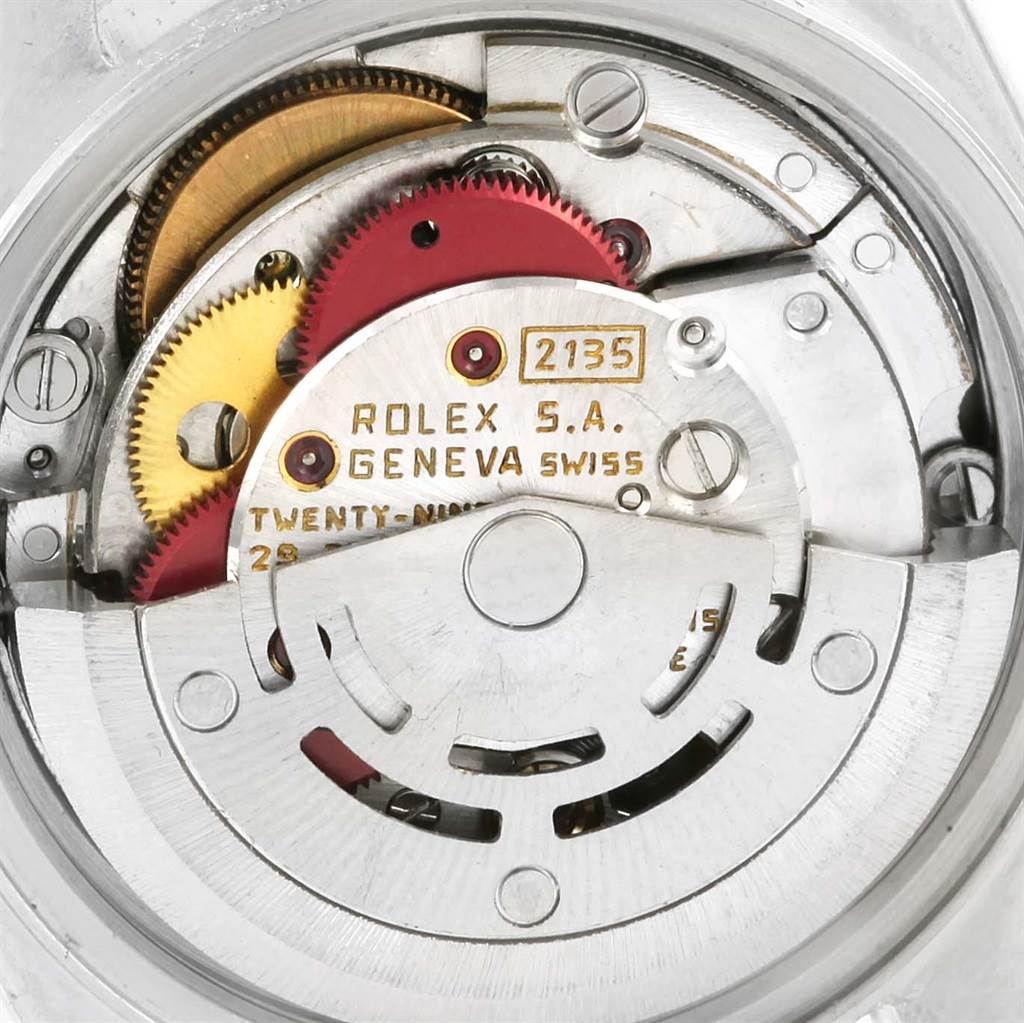 This image shows the inner mechanism of the Rolex Datejust 69173 Women's Stainless Steel Champagne Dial 69173 Women's Stainless Steel Champagne Dial watch, focusing on its movement components.