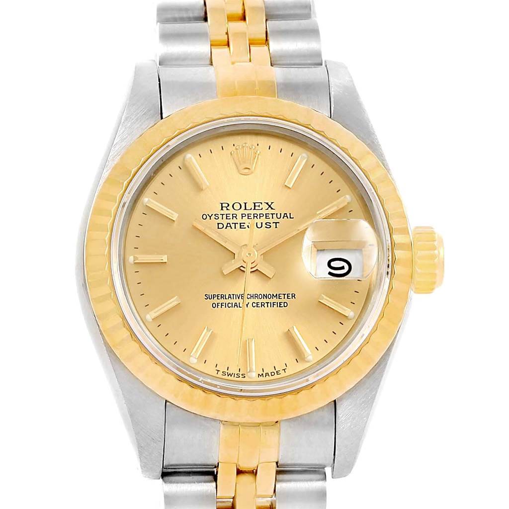 The image shows a front view of the Rolex Datejust 69173 Women's Stainless Steel White Dial 69173 Women's Stainless Steel White Dial with a gold and silver bezel and a date display at 3 o'clock.