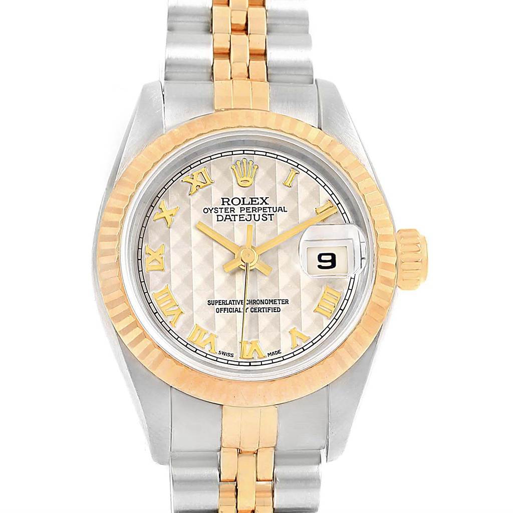 The image shows a Rolex Datejust 69173 Women's Stainless Steel Beige Dial 69173 Women's Stainless Steel Beige Dial watch with a frontal view, highlighting the two-tone bracelet, bezel, dial, and date display.