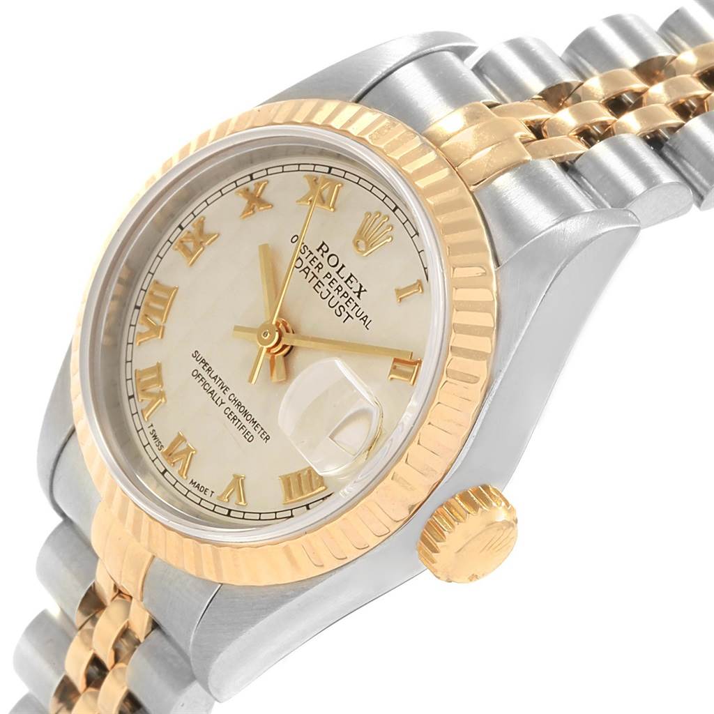 This image displays a close-up of the dial, bezel, crown, and bracelet of a Rolex Datejust 69173 Women's Stainless Steel Beige Dial 69173 Women's Stainless Steel Beige Dial watch.