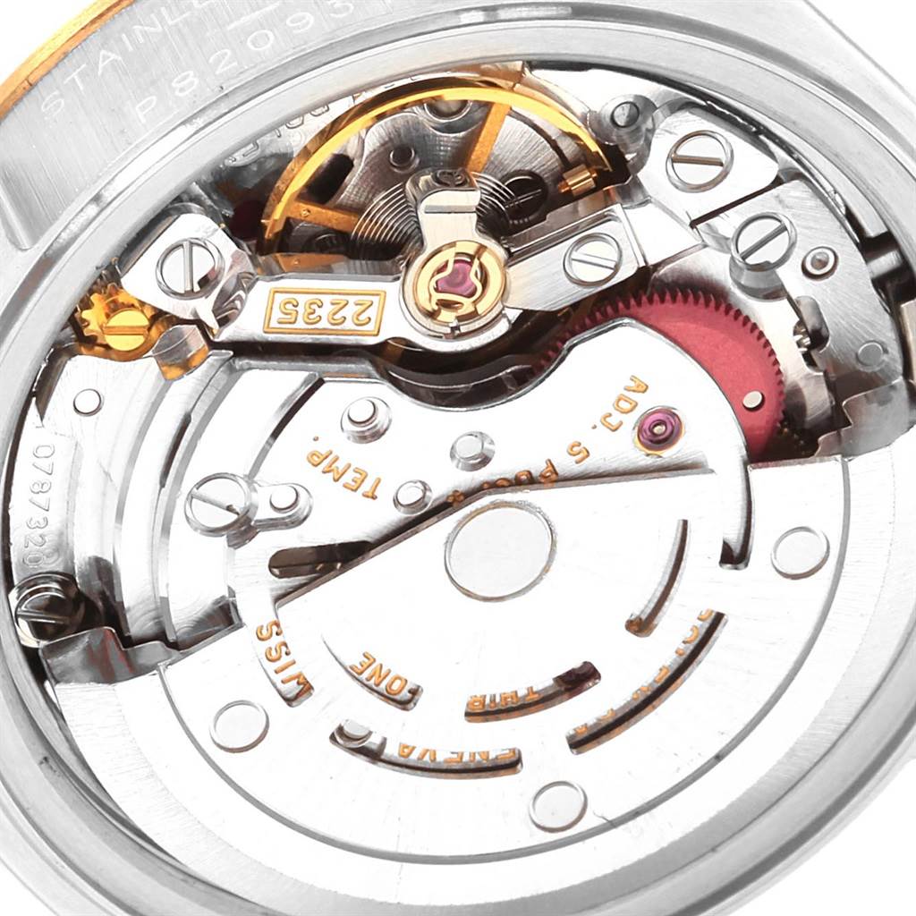 The image shows the internal mechanism of a Rolex Datejust 79173 Women
s Stainless Steel Black Dial 79173 Women
s Stainless Steel Black Dial watch at a close-up angle.