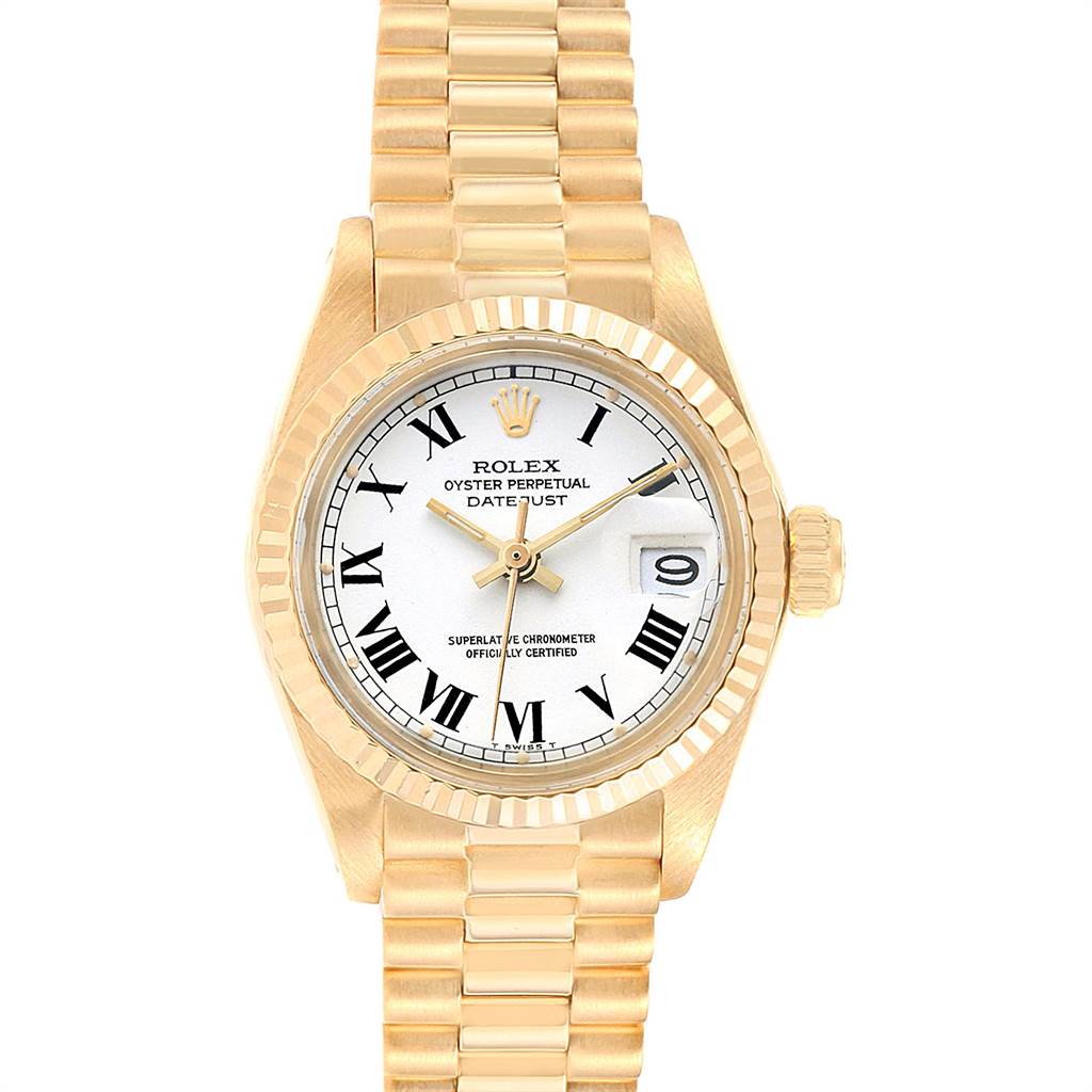 The image shows a front view of a Rolex Datejust 6917 Women's Yellow Gold White Dial 6917 Women's Yellow Gold White Dial watch, displaying the dial, bezel, crown, and part of the bracelet.