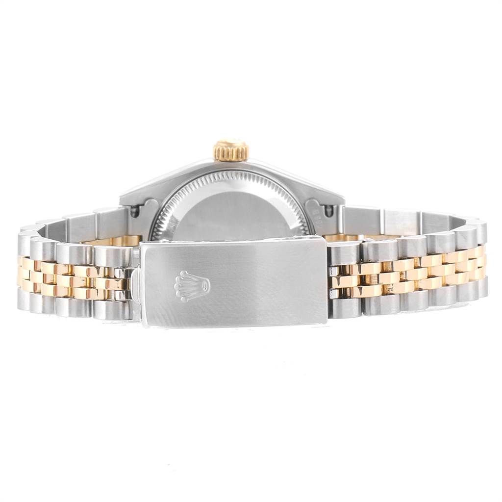 This image shows the back view of the Rolex Datejust 79173 Women
s Steel and Gold (two tone) White Dial 79173 Women
s Steel and Gold (two tone) White Dial watch, highlighting the clasp and two-tone bracelet.