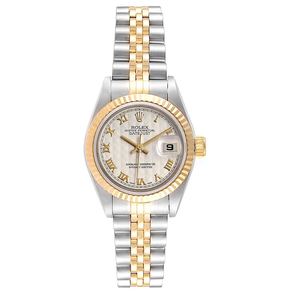 This Rolex Datejust 69173 Women's Stainless Steel Beige Dial 69173 Women's Stainless Steel Beige Dial watch is shown from a straight-on angle, highlighting the dial, bezel, and bracelet.