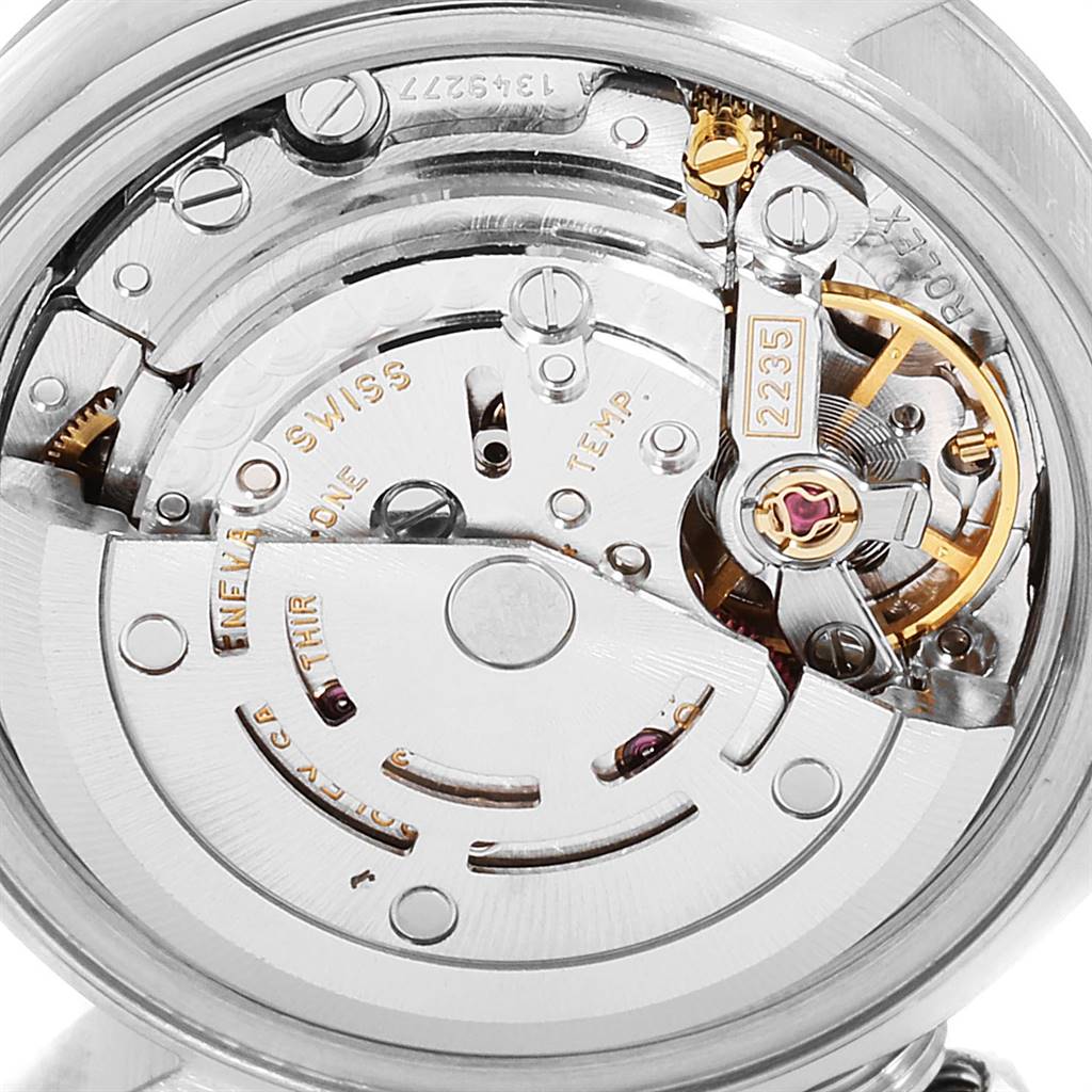 This image shows the internal mechanism and movement of a Rolex Date 79160 Women
s Stainless Steel White Dial 79160 Women
s Stainless Steel White Dial model watch at a close-up angle.
