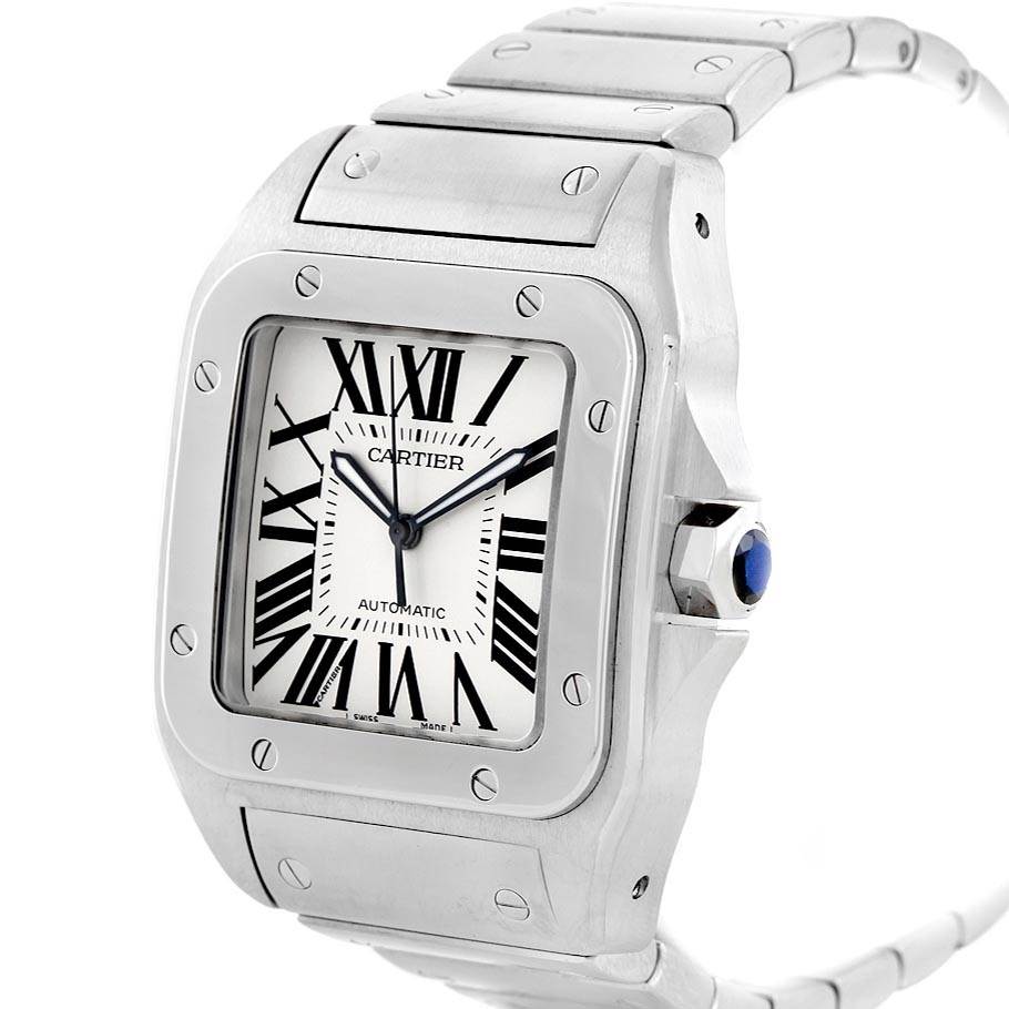This image shows a Cartier Santos W200737G Men
s Stainless Steel Silver Dial W200737G Men
s Stainless Steel Silver Dial watch at an angle, featuring the bezel, dial, crown, and part of the bracelet.