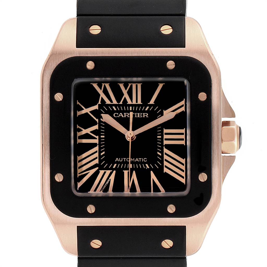 This image shows the Cartier Santos W20124U2 Men
s Rose Gold Black Dial W20124U2 Men
s Rose Gold Black Dial watch face and bezel from a front angle.
