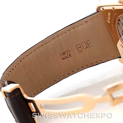 This image shows the back and inner strap of a Cartier Tank Louis W1560003 Men
s Rose Gold Silver Dial W1560003 Men
s Rose Gold Silver Dial watch, highlighting the "SWISS MADE" marking.