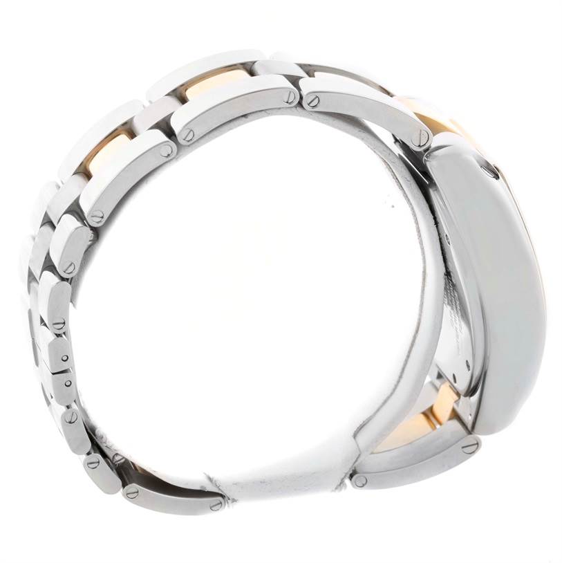 The side view of the Cartier Roadster W62027Z1 Men's Steel and Gold (two tone) Silver Dial W62027Z1 Men's Steel and Gold (two tone) Silver Dial watch shows the metal bracelet and case.