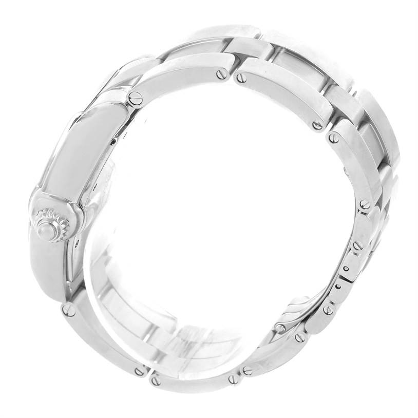 This image shows a side view of the stainless steel bracelet and crown of the Cartier Roadster W62041V3 Men
s Stainless Steel Black Dial W62041V3 Men
s Stainless Steel Black Dial watch.