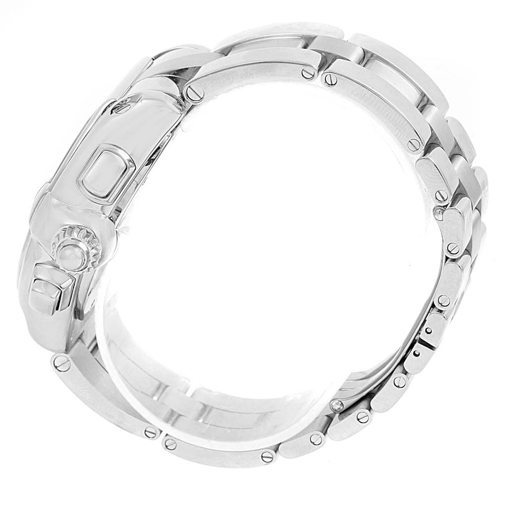 This image shows the side view of the band and clasp of a Cartier Roadster W62019X6 Men
s Stainless Steel Silver Dial W62019X6 Men
s Stainless Steel Silver Dial watch.