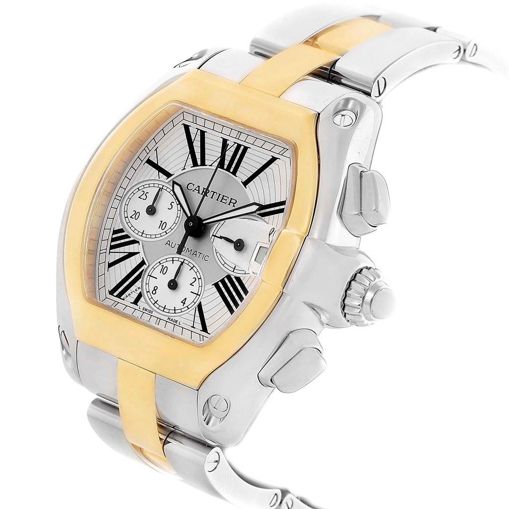 This image shows a side view of the Cartier Roadster W62027Z1 Men
s Steel and Gold (two tone) Silver Dial W62027Z1 Men
s Steel and Gold (two tone) Silver Dial watch, highlighting its crown, pushers, and two-tone bracelet.