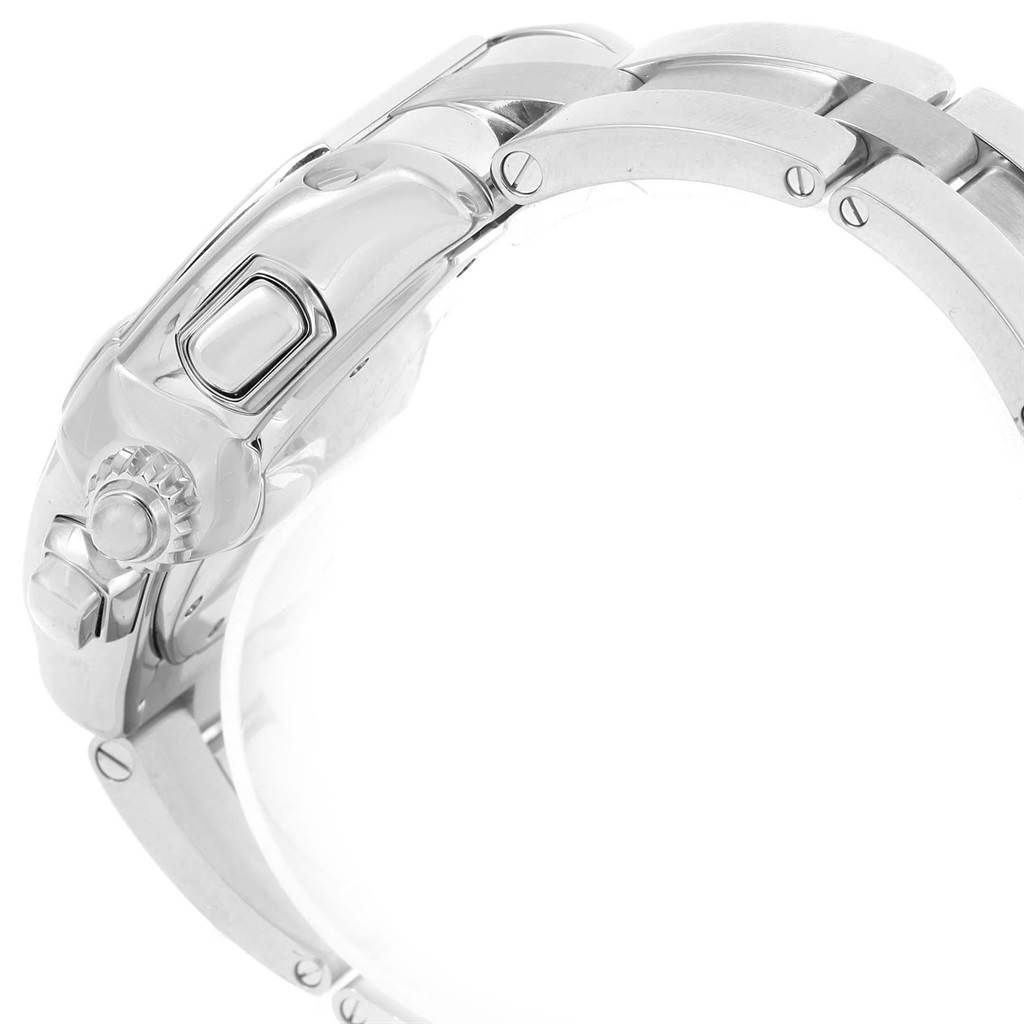 The image shows a side view of the stainless steel bracelet and clasp of the Cartier Roadster W62019X6 Men's Stainless Steel Silver Dial W62019X6 Men's Stainless Steel Silver Dial watch.