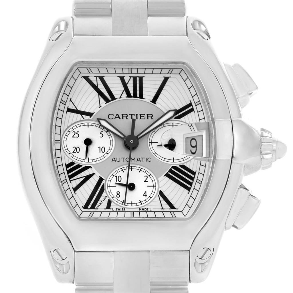 The image shows a front view of the Cartier Roadster W62019X6 Men
s Stainless Steel Silver Dial W62019X6 Men
s Stainless Steel Silver Dial watch, displaying its face, dial, date window, and part of the bracelet.