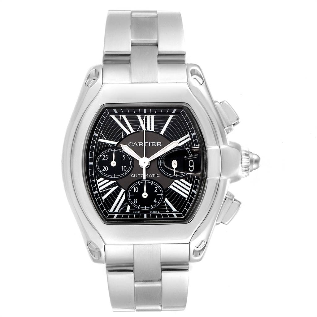 This image shows a front view of the Cartier Roadster W62020X6 Men's Stainless Steel Black Dial W62020X6 Men's Stainless Steel Black Dial watch, highlighting its face, bezel, and bracelet.
