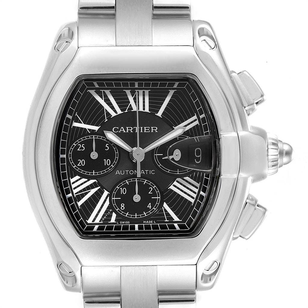 The image shows a front view of the Cartier Roadster W62020X6 Men's Stainless Steel Black Dial W62020X6 Men's Stainless Steel Black Dial watch face, including its bracelet and date function.