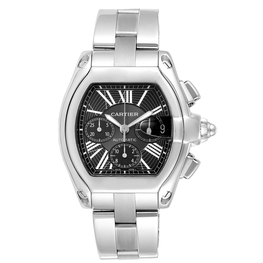 The image shows a frontal view of the Cartier Roadster W62020X6 Men
s Stainless Steel Black Dial W62020X6 Men
s Stainless Steel Black Dial model watch, highlighting its dial, hands, and stainless steel bracelet.