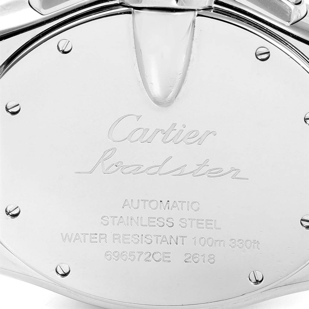 The image shows the back case of a Cartier Roadster W62027Z1 Men
s Steel and Gold (two tone) Silver Dial W62027Z1 Men
s Steel and Gold (two tone) Silver Dial watch with engravings indicating model details.