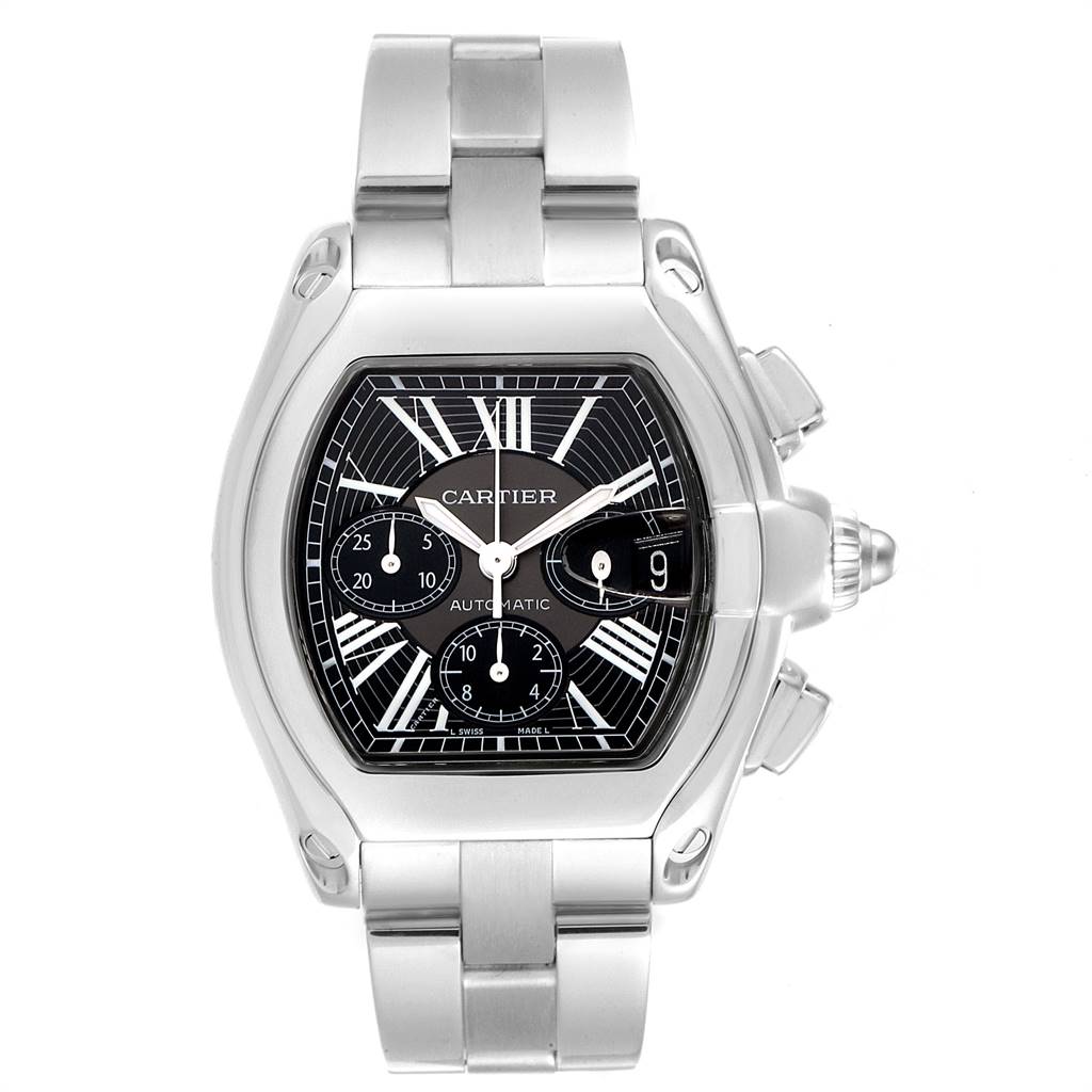 The image shows a full-frontal view of the Cartier Roadster W62020X6 Men's Stainless Steel Black Dial W62020X6 Men's Stainless Steel Black Dial watch, highlighting its dial and stainless steel bracelet.