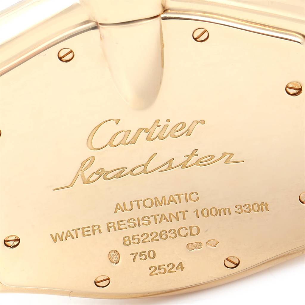 This image shows the backside of the Cartier Roadster W62005V2 Men's Yellow Gold Silver Dial W62005V2 Men's Yellow Gold Silver Dial watch, with engravings detailing the model and specifications.