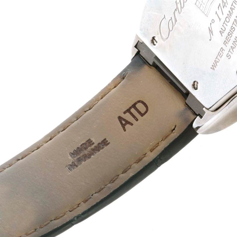 This image shows a close-up of the clasp and part of the leather strap of a Cartier Roadster W62025V3 Men's Stainless Steel Silver Dial W62025V3 Men's Stainless Steel Silver Dial watch.